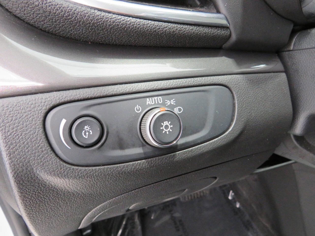 Used 2017 Buick Encore Preferred FWD image 24