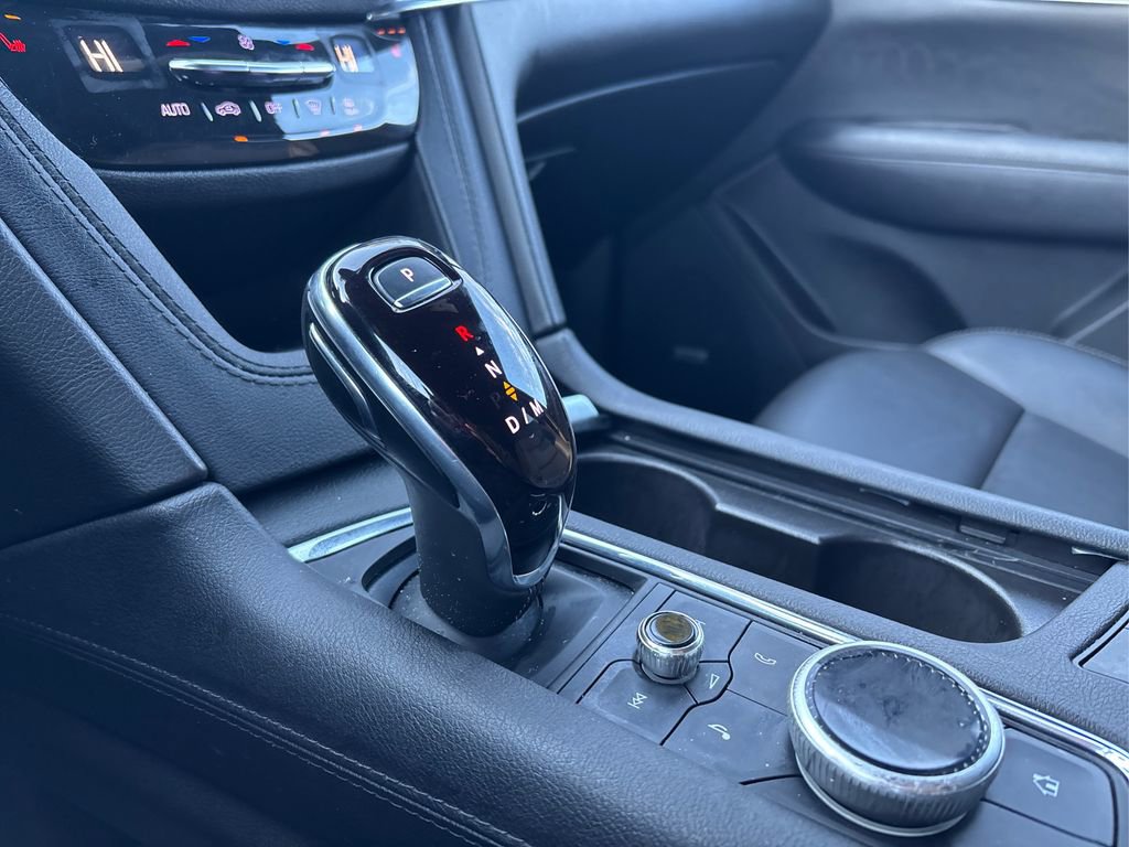 Used 2022 Cadillac XT5 Luxury w/ LPO, Floor Liner Package image 27