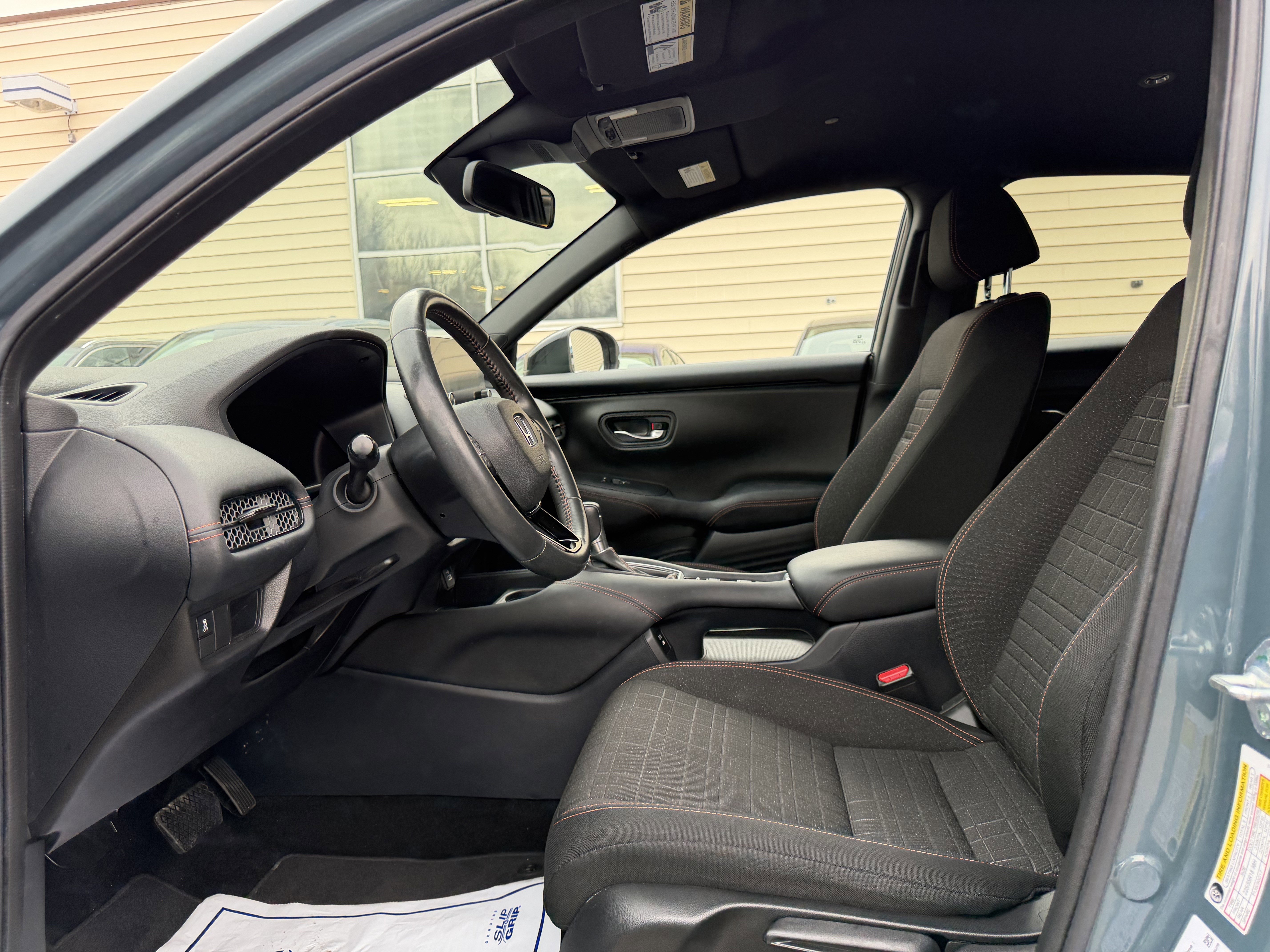 Used 2024 Honda HR-V Sport image 14