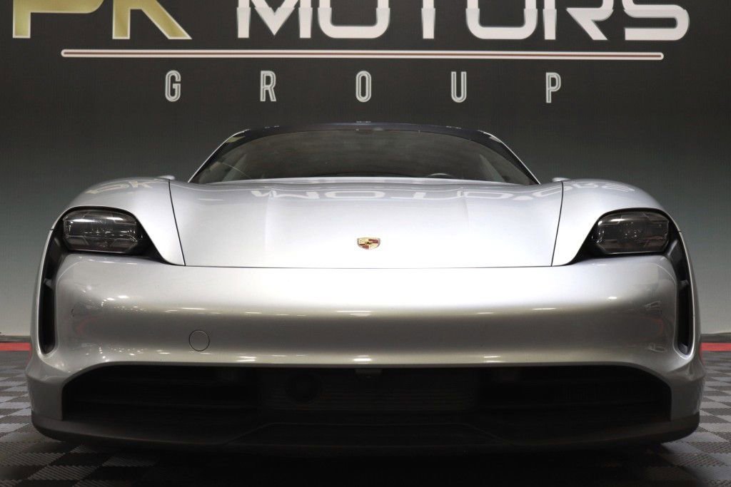 Used 2020 Porsche Taycan 4S image 14