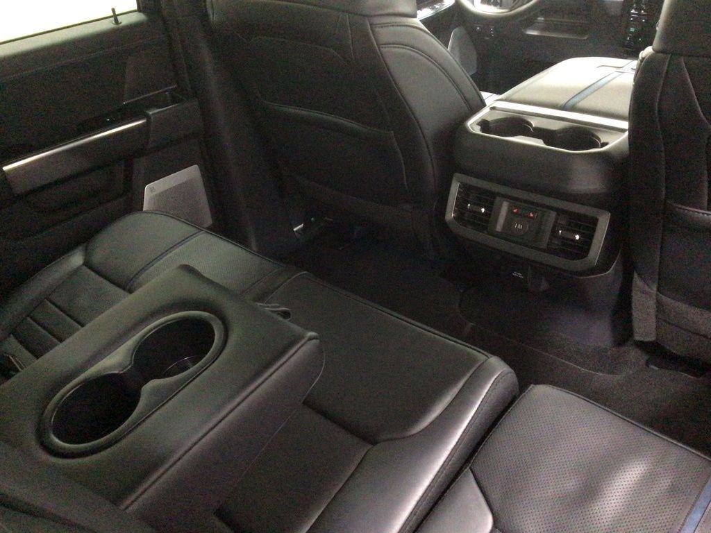 New 2026 Ford F250 Platinum image 28