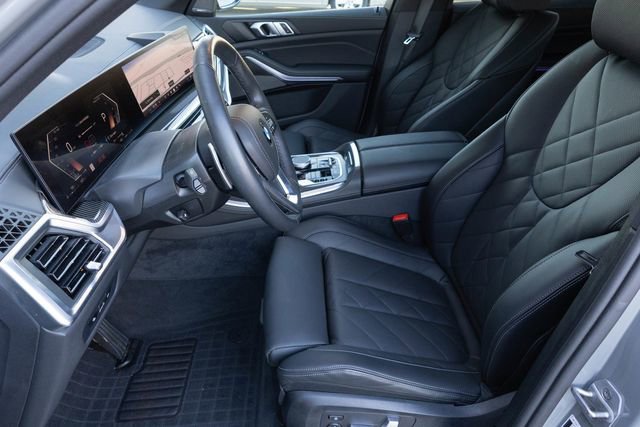Certified 2025 BMW X5 xDrive40i w/ Parking Assistance Package image 15