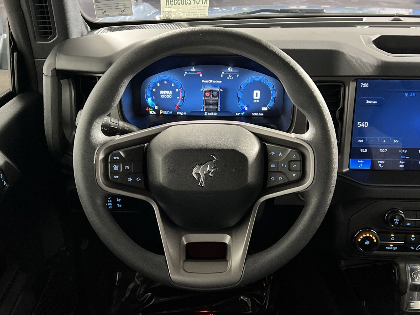 Used 2025 Ford Bronco 4-Door image 16