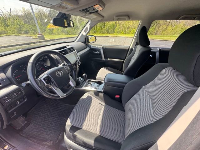 Used 2024 Toyota 4Runner SR5 image 12