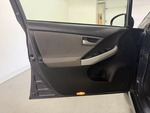 Used 2013 Toyota Prius Two image 9