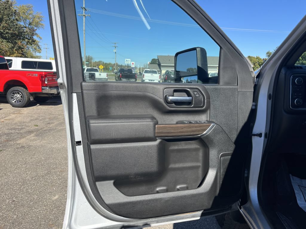 Used 2023 Chevrolet Silverado 2500 LT w/ Convenience Package AWD/4WD image 17