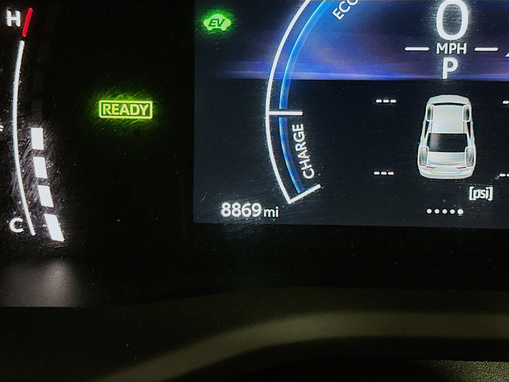 Used 2025 Toyota Camry LE FWD image 19