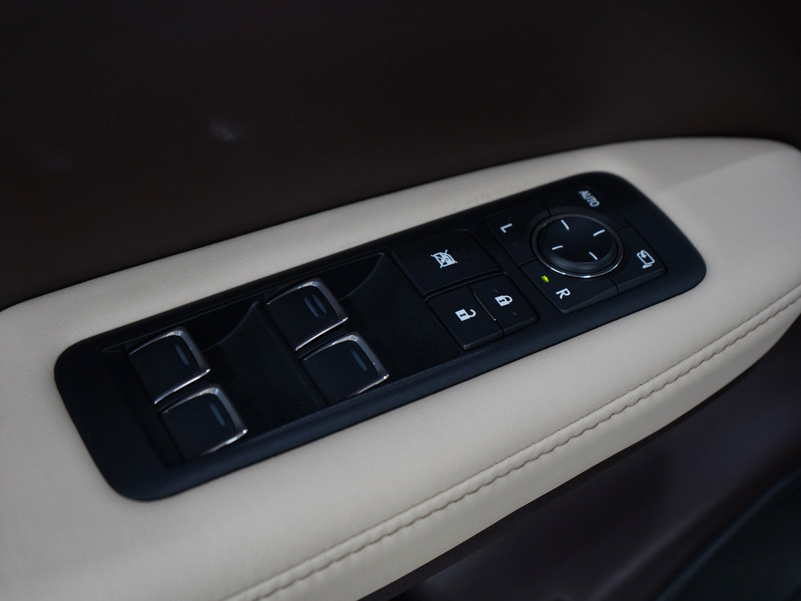 Used 2016 Lexus RX 350 AWD w/ Premium Package image 23