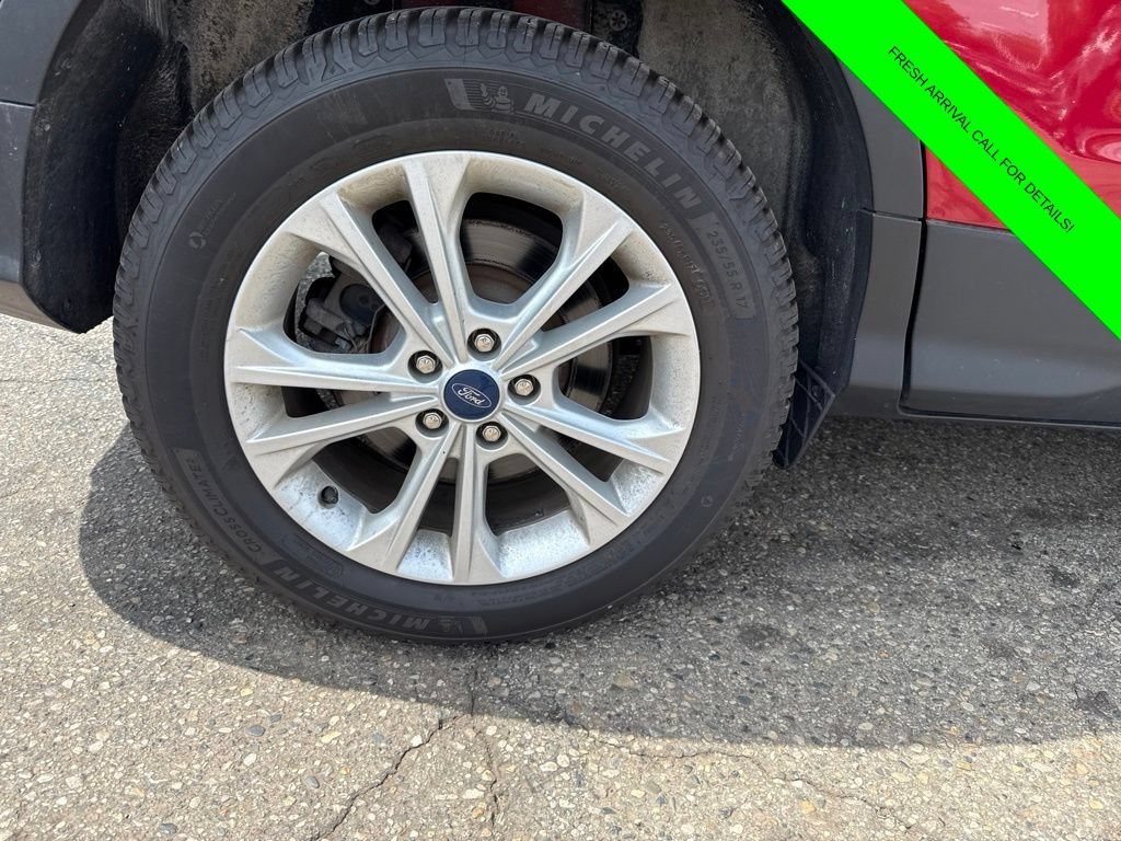 Used 2019 Ford Escape SEL AWD/4WD image 13
