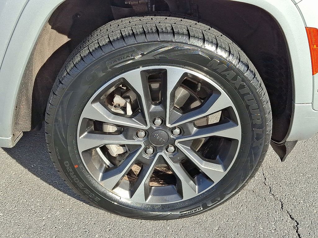 Used 2021 Jeep Grand Cherokee L Overland w/ Advanced Protech Group III image 11