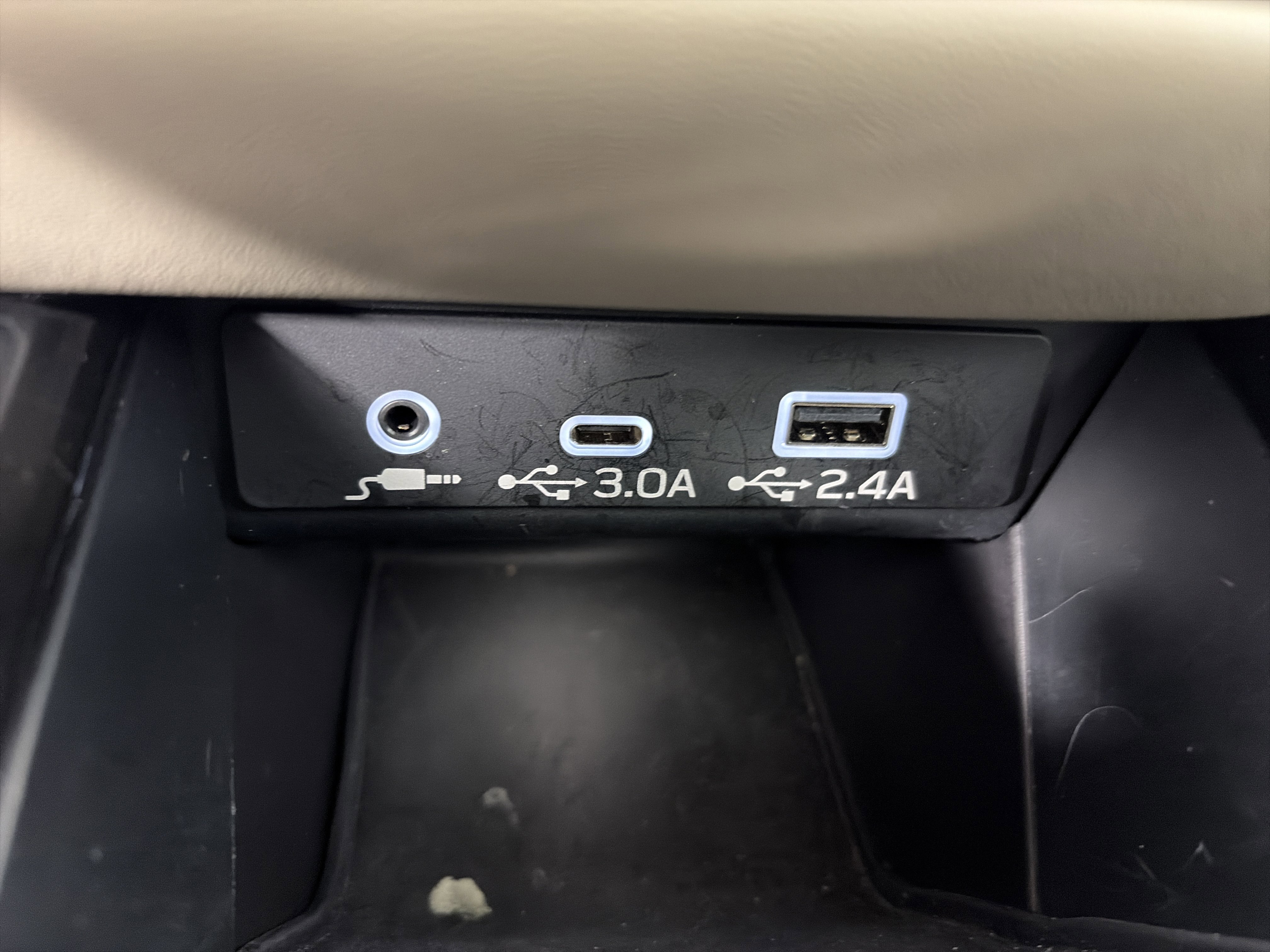 Used 2023 Subaru Outback Limited image 27