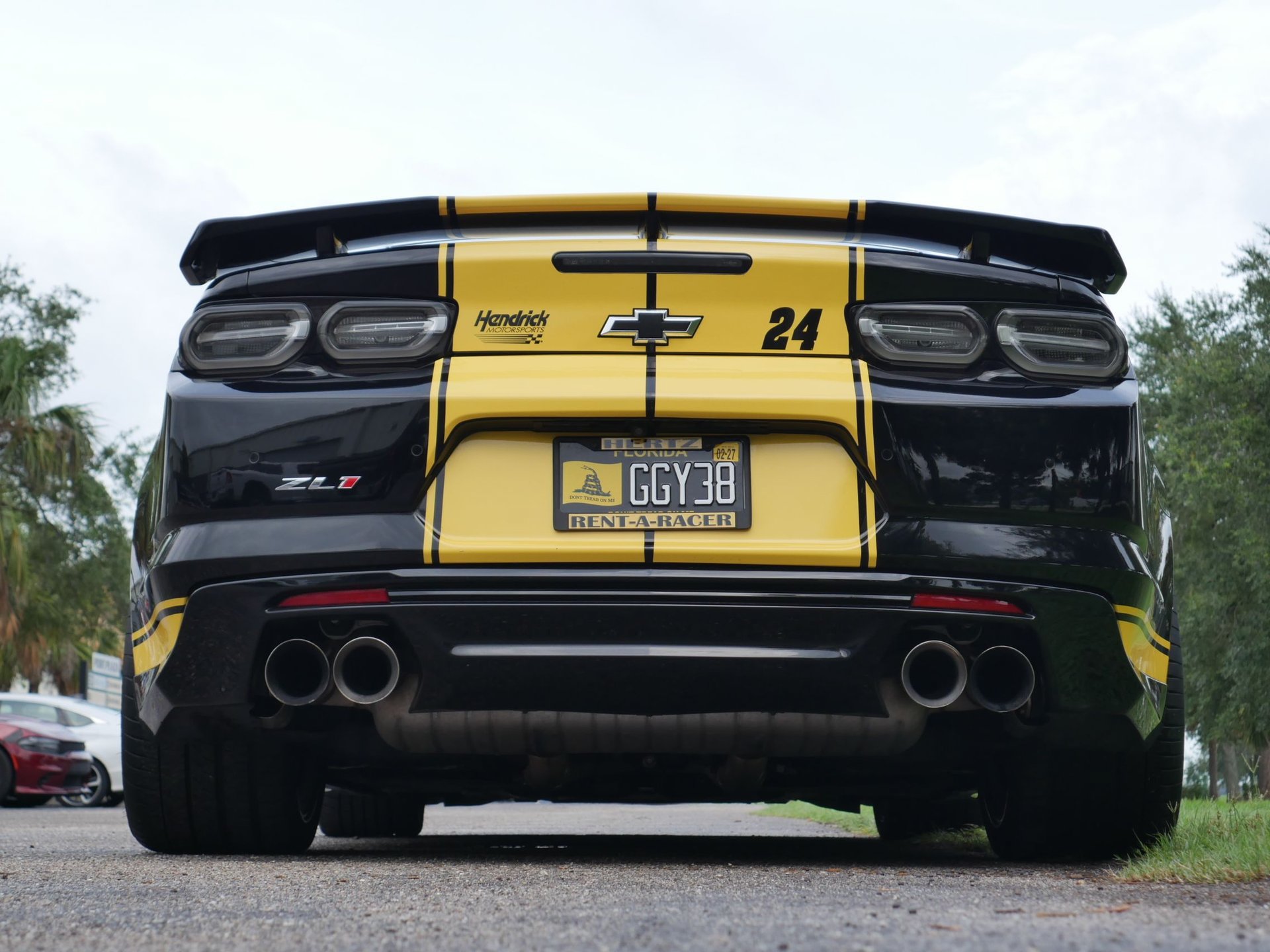 Used 2020 Chevrolet Camaro ZL1 RWD image 18