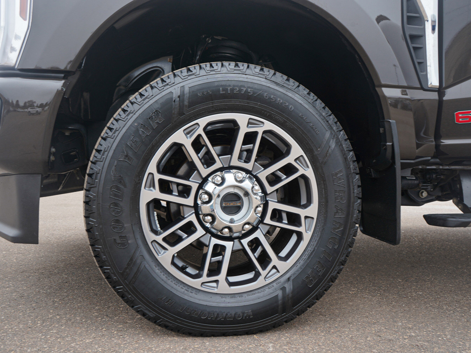 Used 2024 Ford F350 Limited w/ FX4 Off-Road Package AWD/4WD image 32