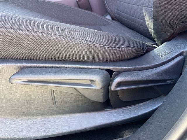 New 2027 Honda HR-V LX image 22