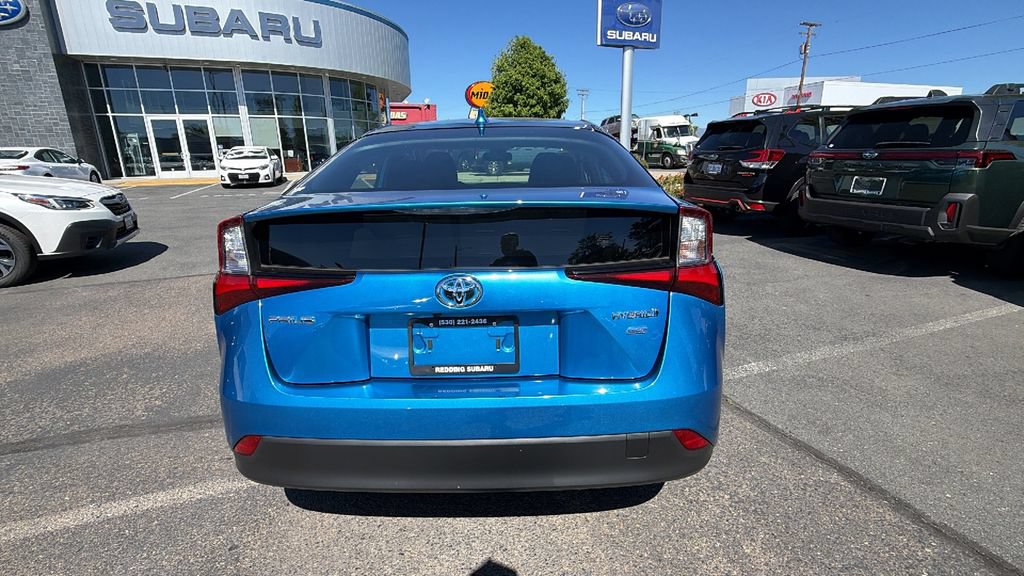 Used 2022 Toyota Prius L Eco FWD image 5