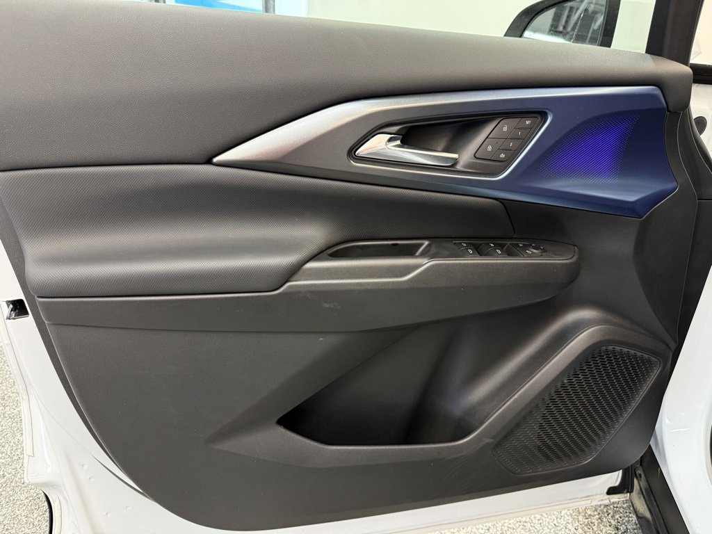 Used 2024 Chevrolet Equinox EV LT w/ Active Safety Package 3 image 18