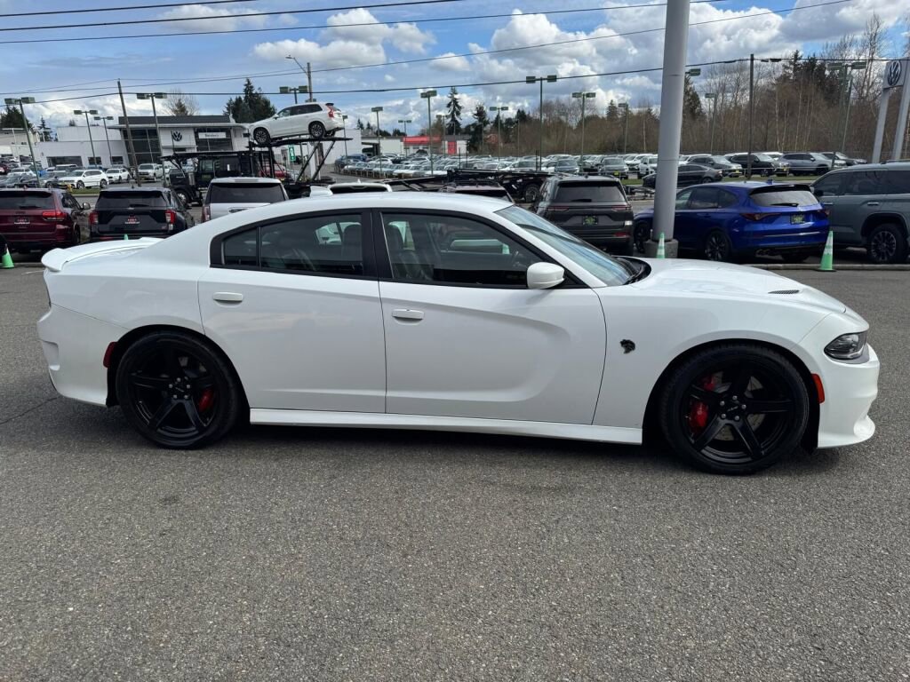Used 2019 Dodge Charger SRT Hellcat w/ Navigation & Travel Group image 6