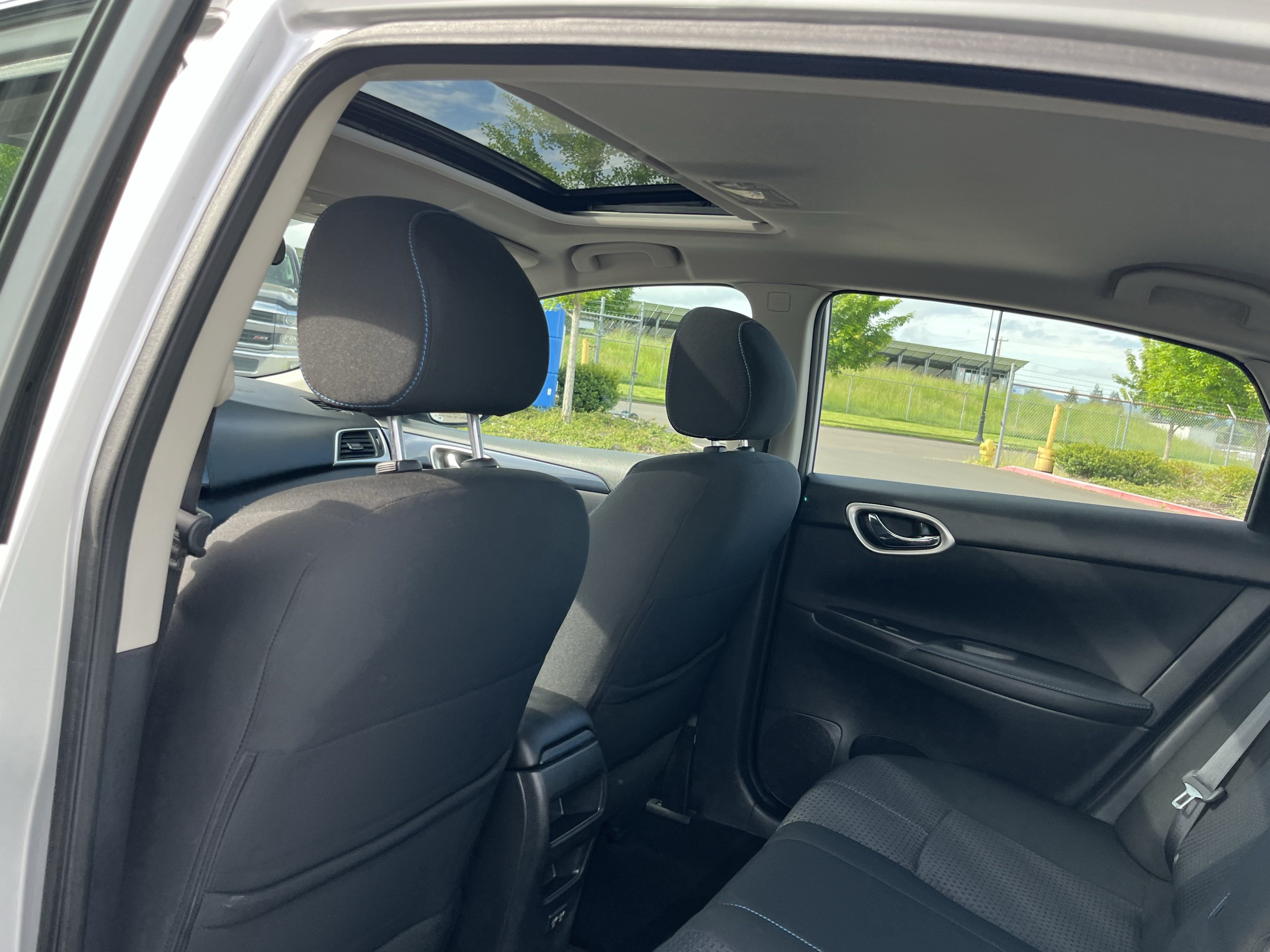 Used 2018 Nissan Sentra SR Turbo FWD image 15