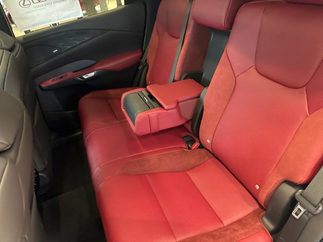 New 2026 Lexus RX 500h F Sport w/ Appearance Package image 39