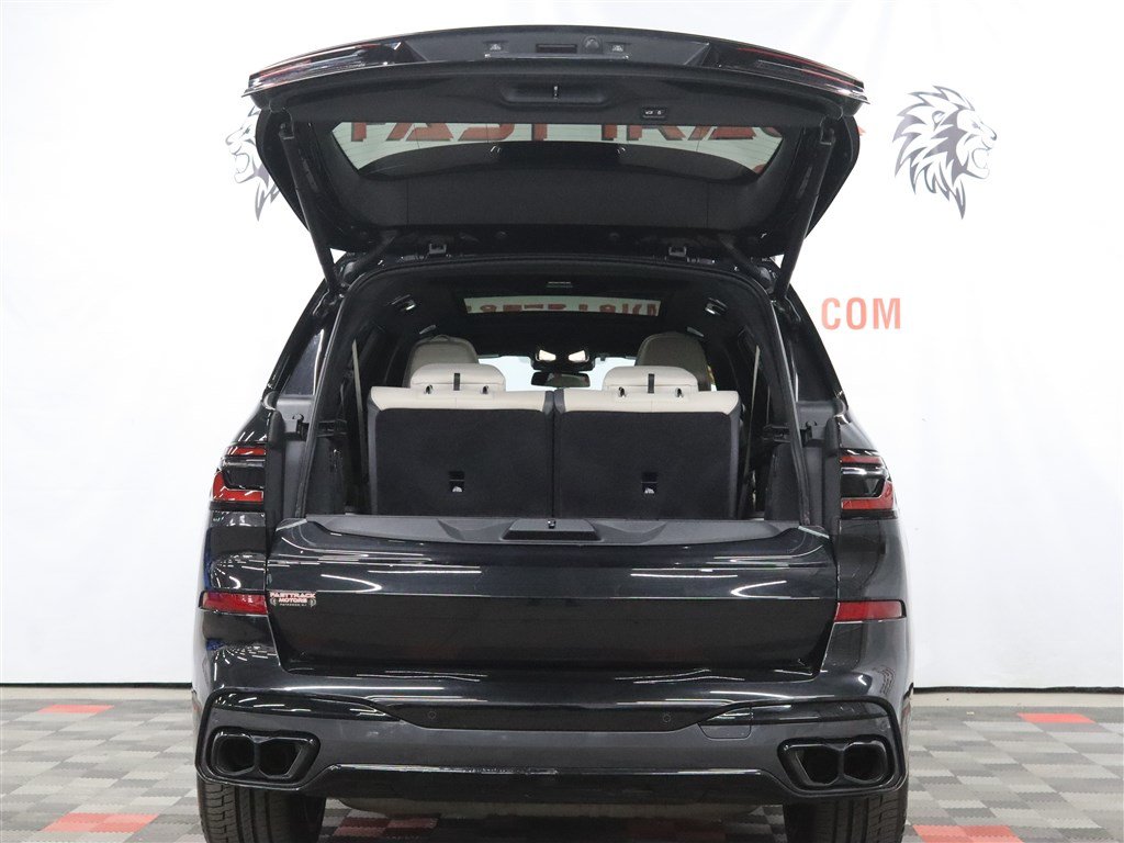 Used 2023 BMW X7 M60i w/ Executive Package AWD/4WD image 6
