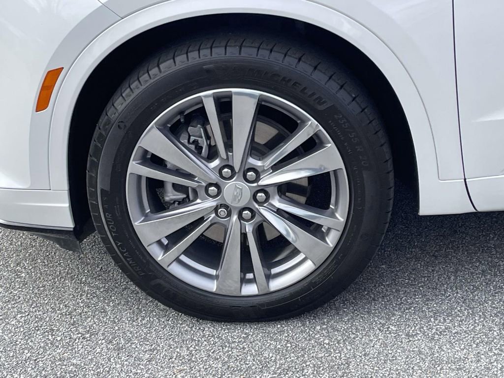 Certified 2023 Cadillac XT6 Premium Luxury image 9