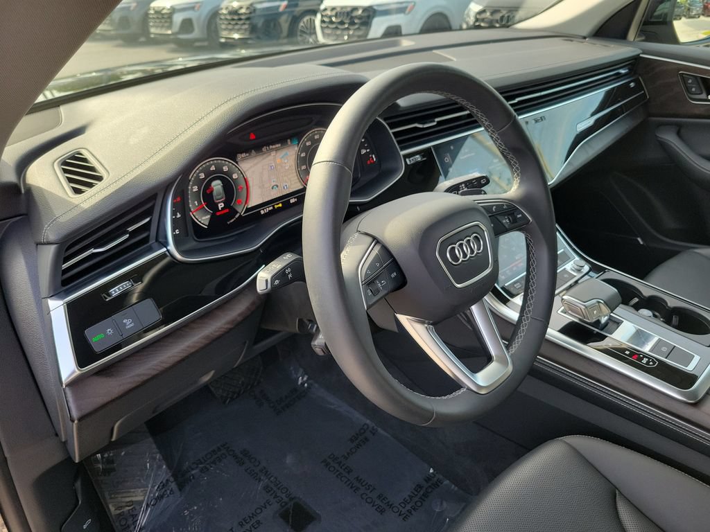 Certified 2023 Audi Q8 Premium Plus AWD/4WD image 7