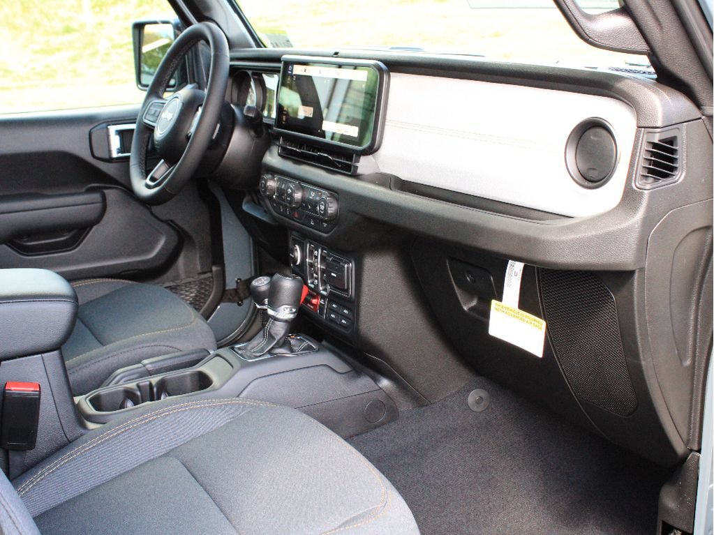 New 2026 Jeep Gladiator Mojave AWD/4WD image 24