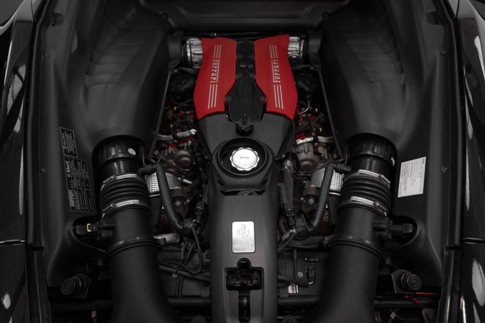 Used 2018 Ferrari 488 GTB image 57