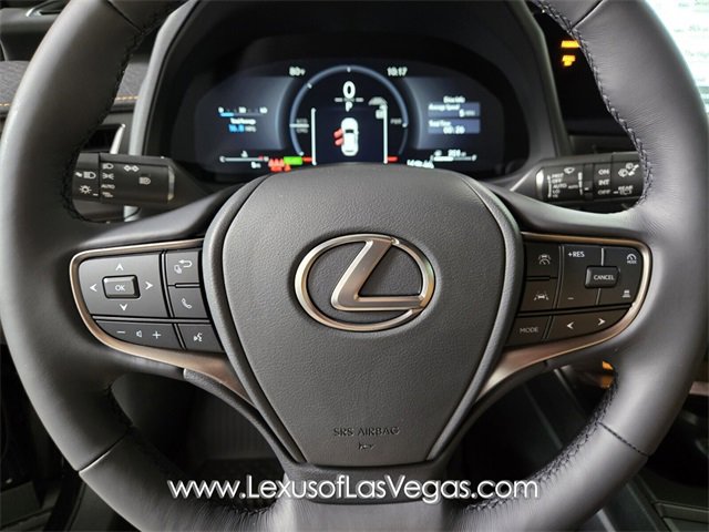 New 2026 Lexus UX 300h FWD image 17