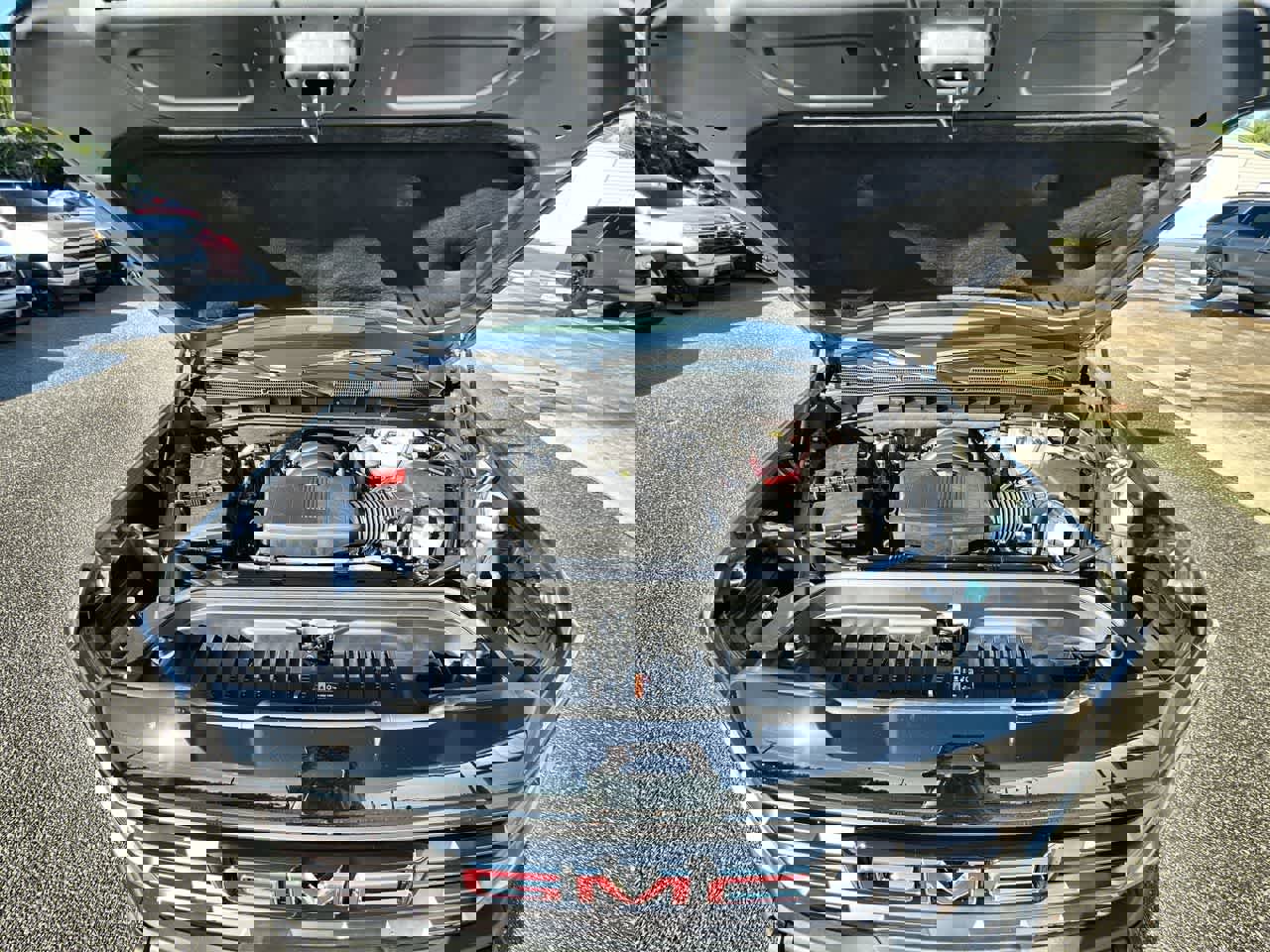 Used 2025 GMC Sierra 1500 AT4X image 31