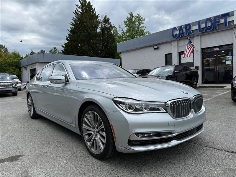 Used 2018 BMW 750Li xDrive AWD/4WD image 4