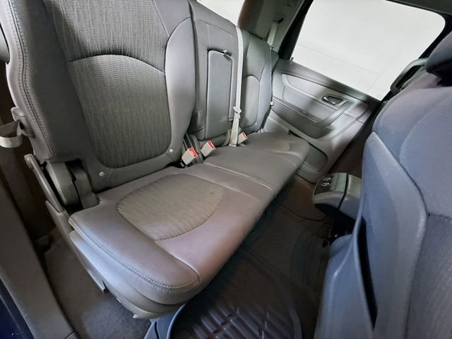 Used 2014 Chevrolet Traverse LS image 27