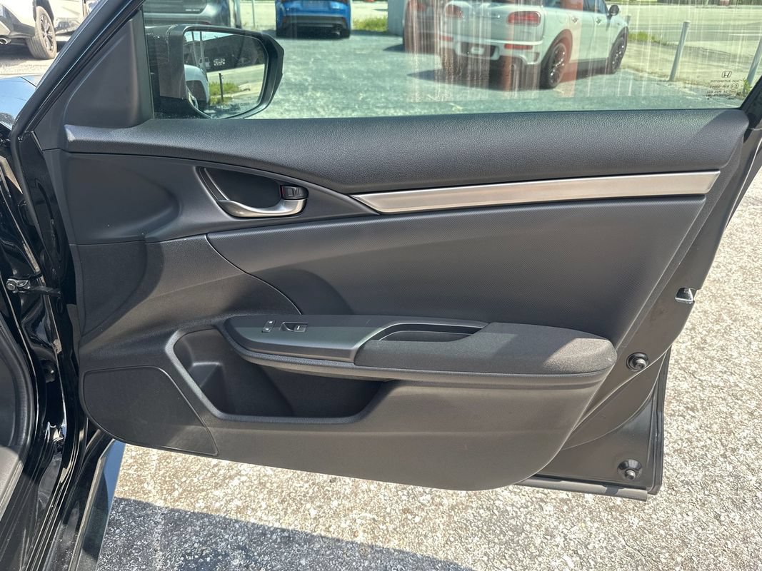 Used 2018 Honda Civic Sport image 29