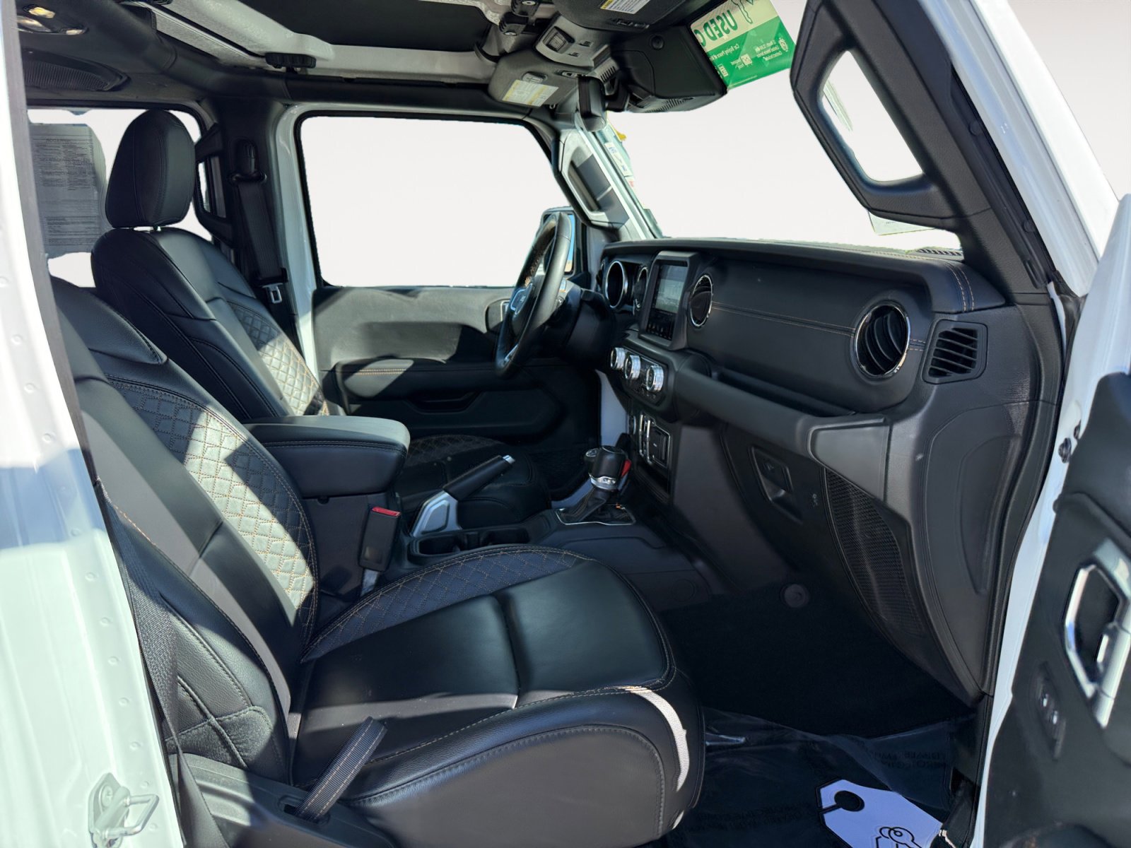 Used 2021 Jeep Gladiator Overland image 19