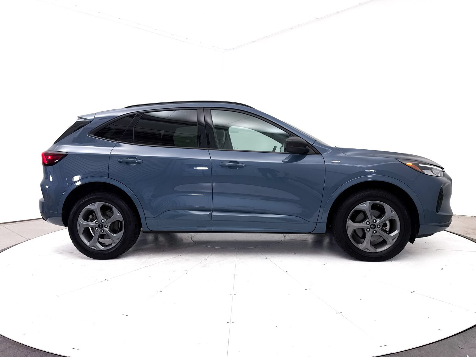Used 2024 Ford Escape ST-Line AWD/4WD image 40