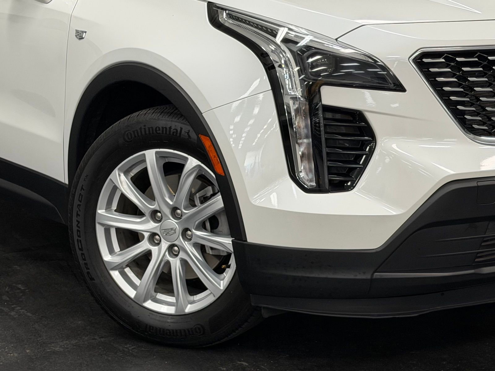 Used 2023 Cadillac XT4 Luxury image 4