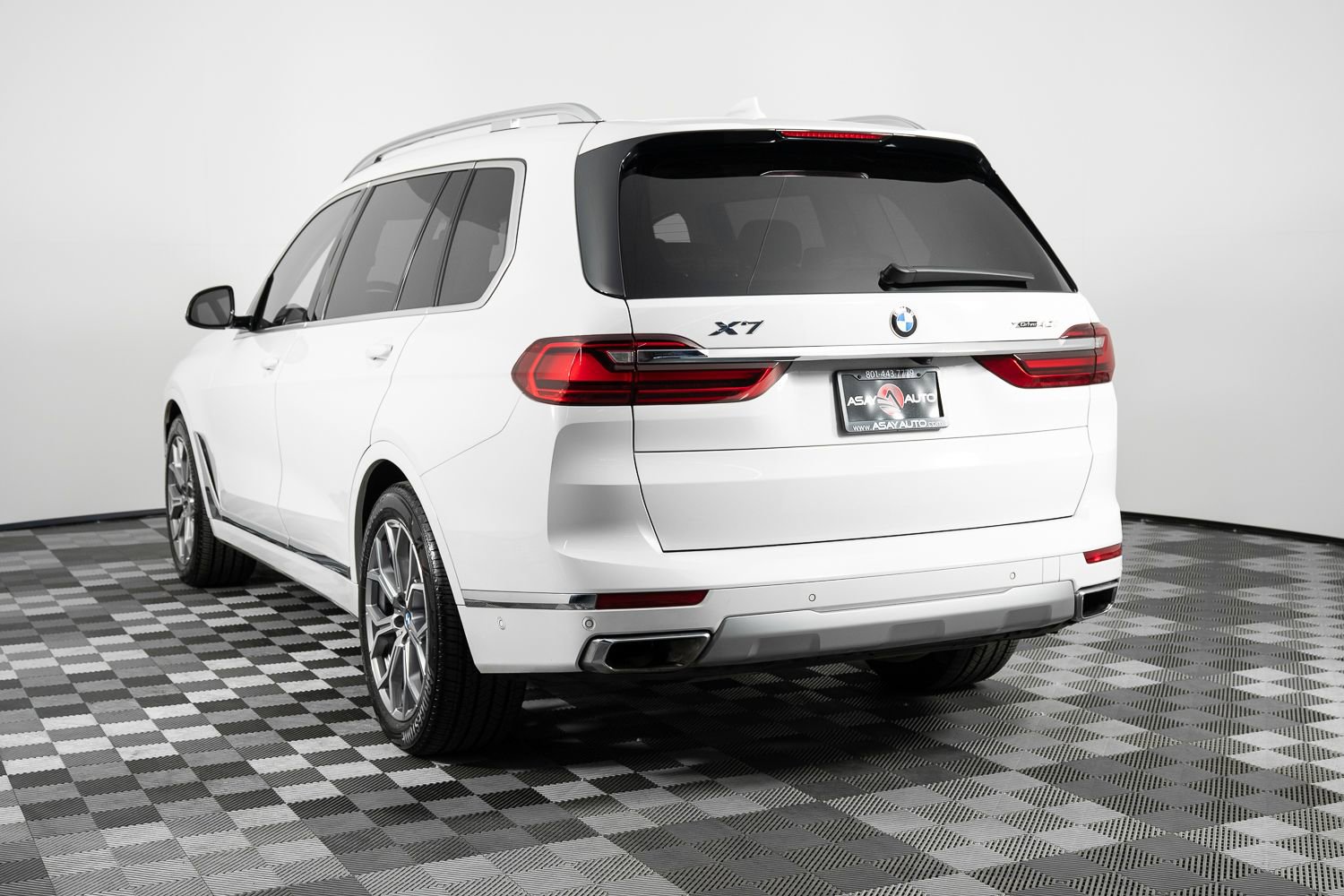 Used 2022 BMW X7 xDrive40i w/ Premium Package image 5