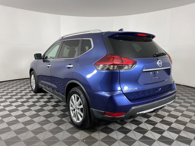 Used 2018 Nissan Rogue SV w/ Sun & Sound Touring Package image 7