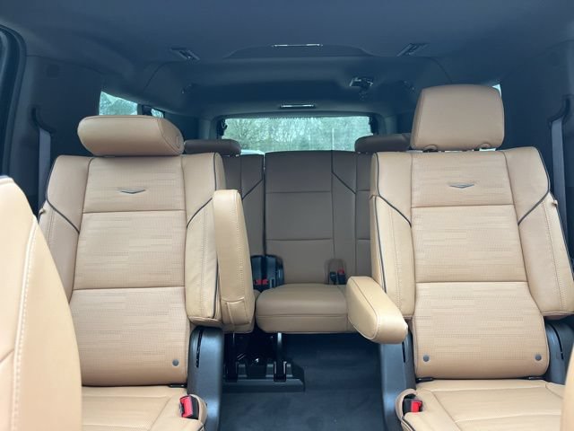 New 2026 Cadillac Escalade ESV Luxury w/ Touring Package RWD image 52