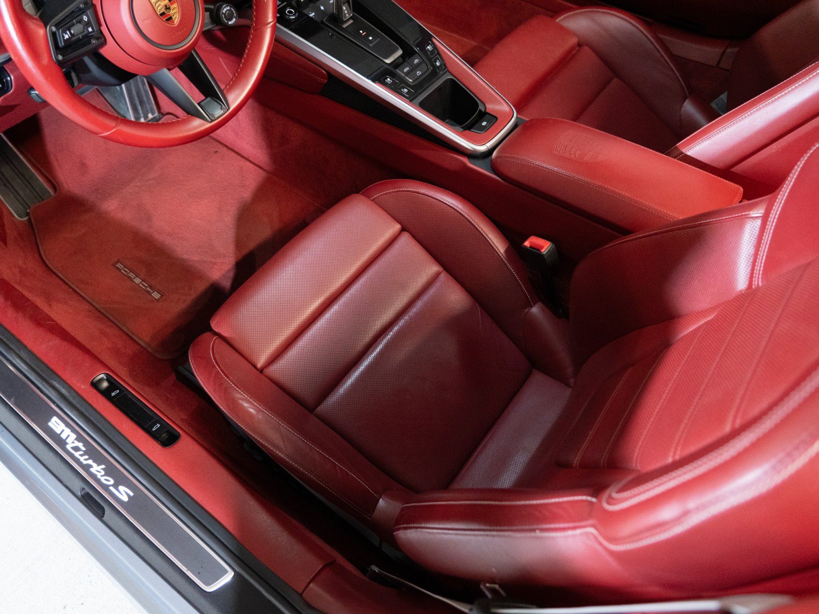 Certified 2021 Porsche 911 Turbo S AWD/4WD image 14
