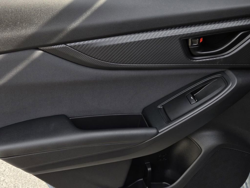 Used 2021 Subaru Crosstrek 2.0i Premium w/ Moonroof Package image 11