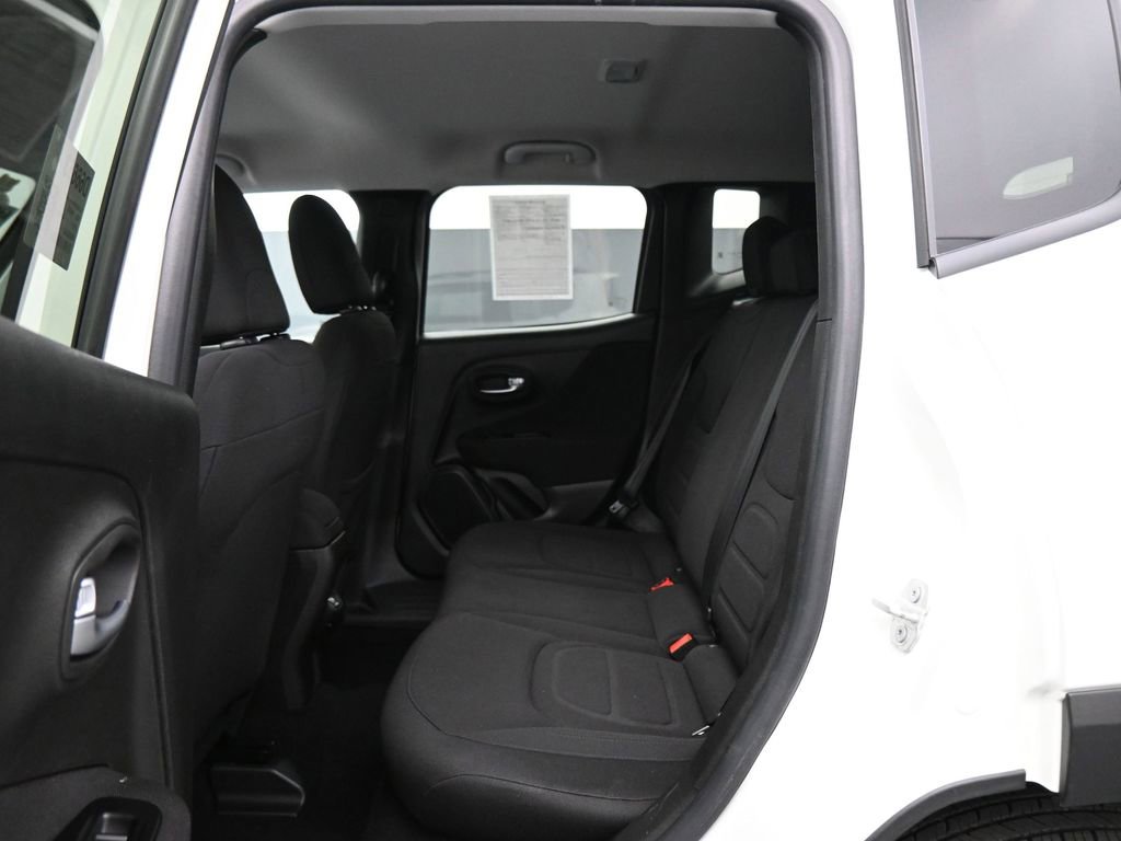 Used 2021 Jeep Renegade Latitude AWD/4WD image 15