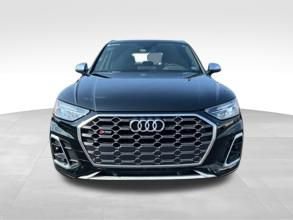 Used 2024 Audi SQ5 Premium w/ Convenience Package image 5