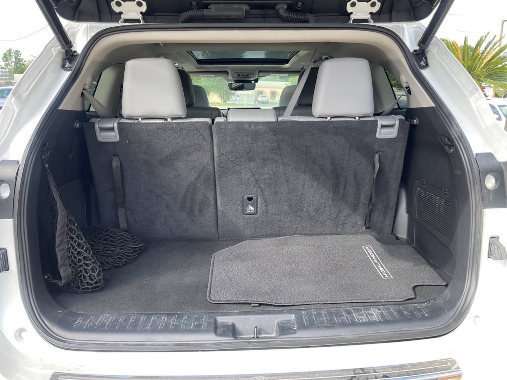 Used 2023 Toyota Highlander Platinum image 14