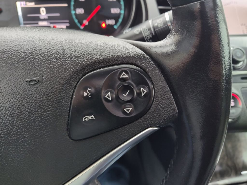 Used 2015 Chevrolet Impala LTZ image 31