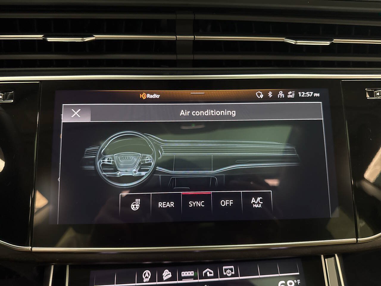 Used 2023 Audi Q8 Premium w/ Convenience Package AWD/4WD image 16