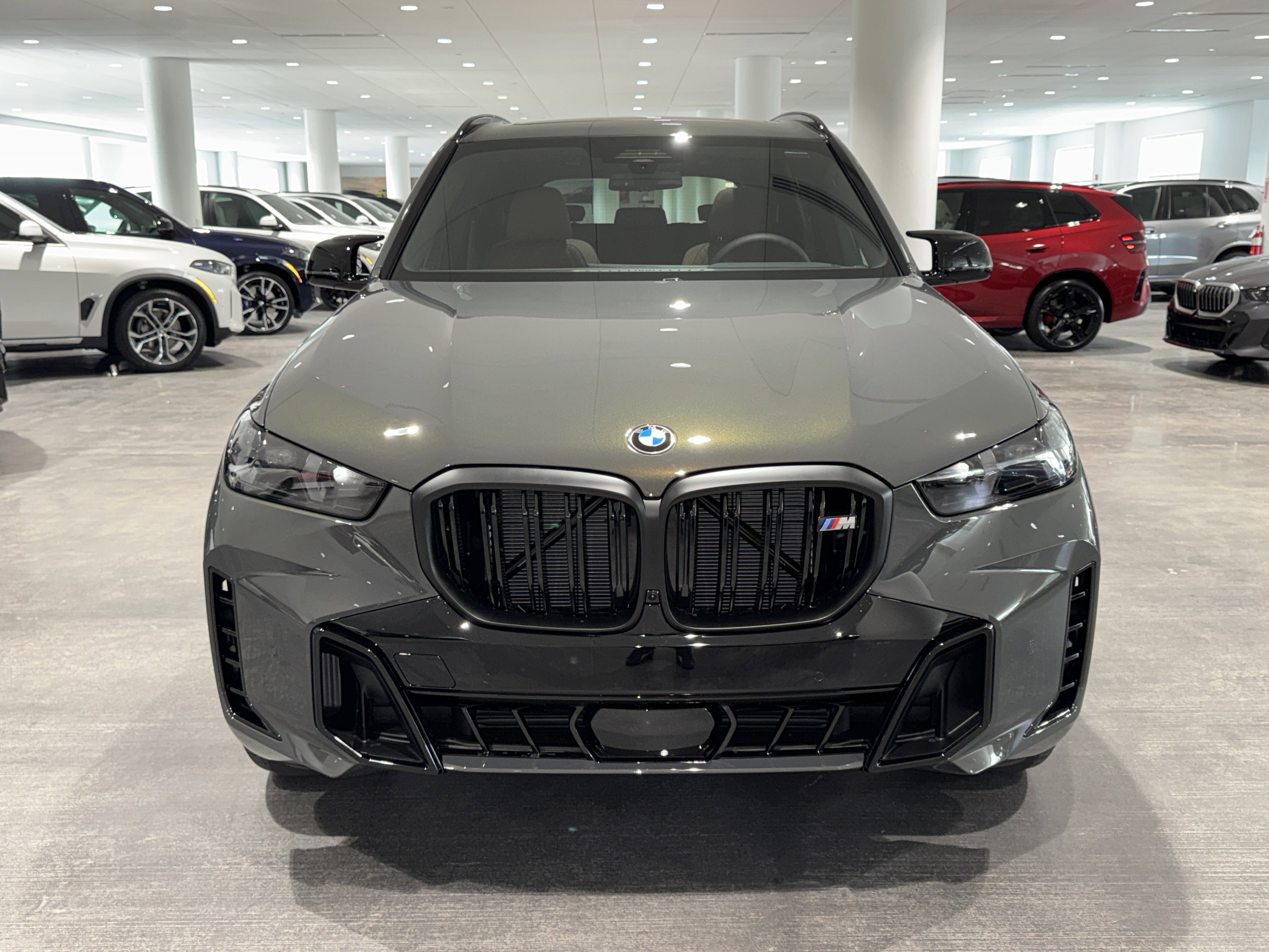 New 2026 BMW X5 M60i image 2