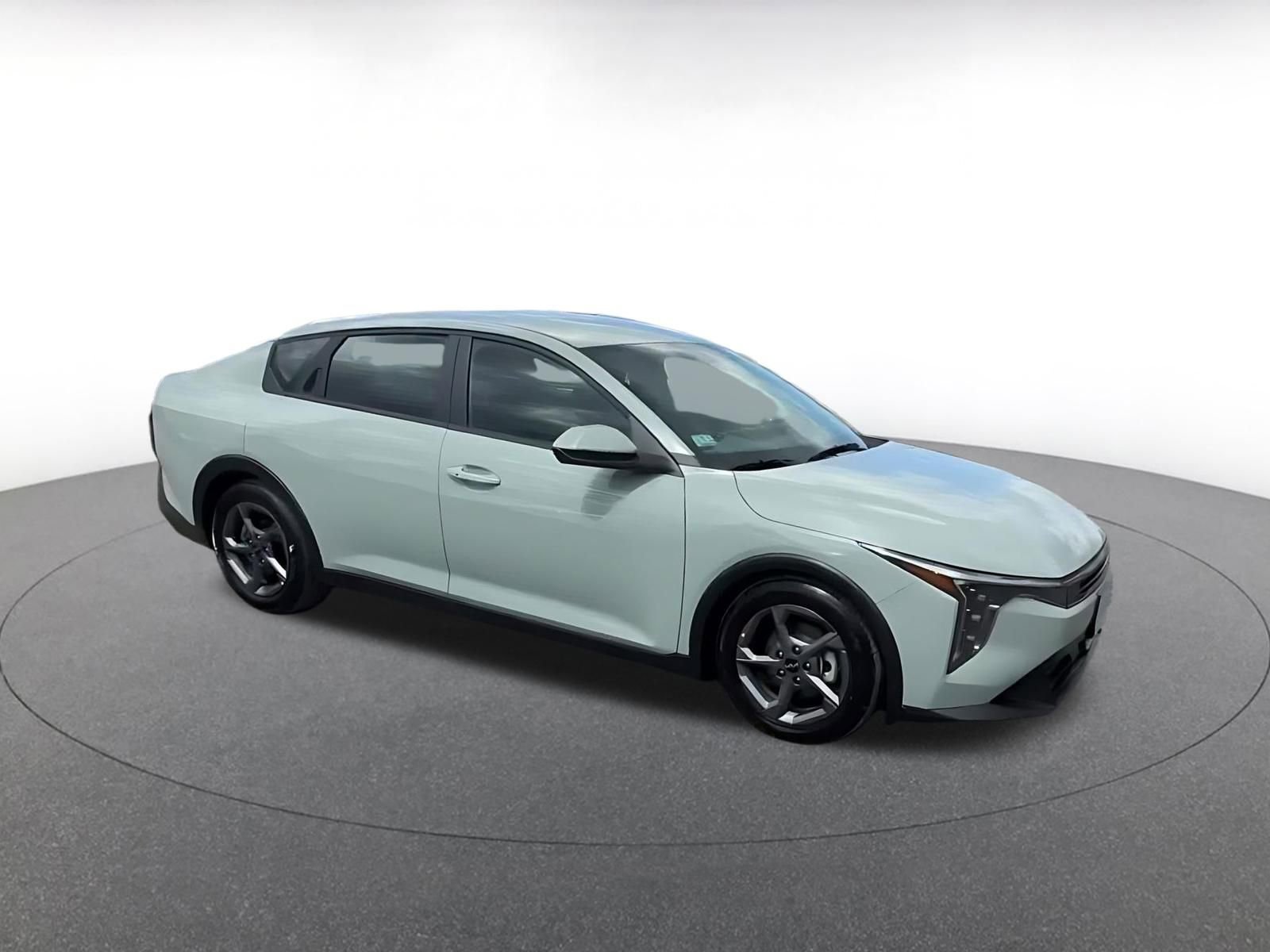 Used 2025 Kia K4 FWD video 2
