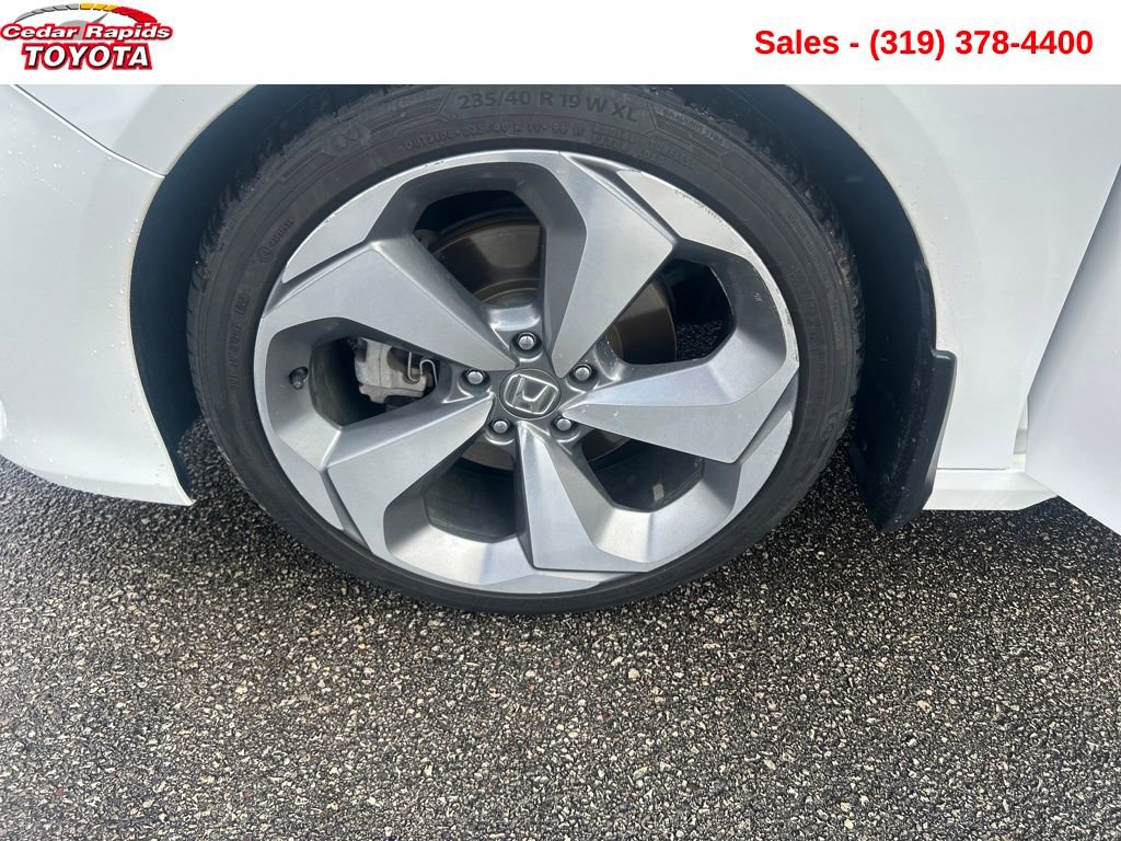 Used 2018 Honda Accord Touring image 22