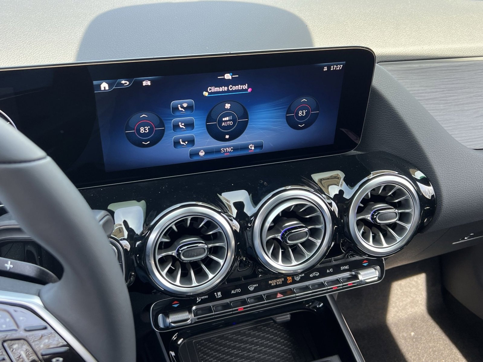 New 2026 Mercedes-Benz GLA 250 4MATIC image 19